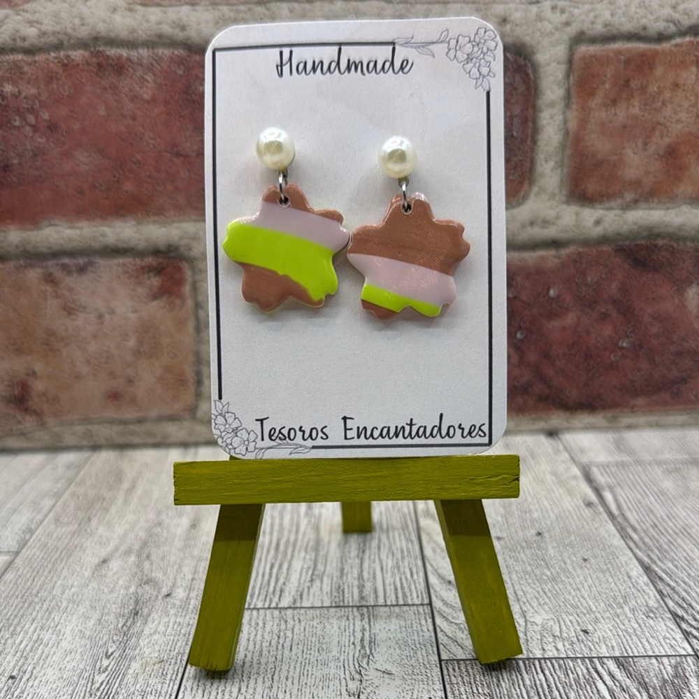 Handmade Tesoros Encantadores flowers Earrings